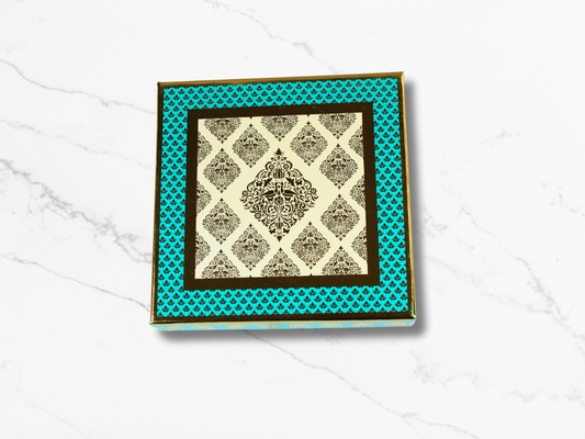 Motif Delight Sweet Box - Motif (Covered) - 1/4 kg