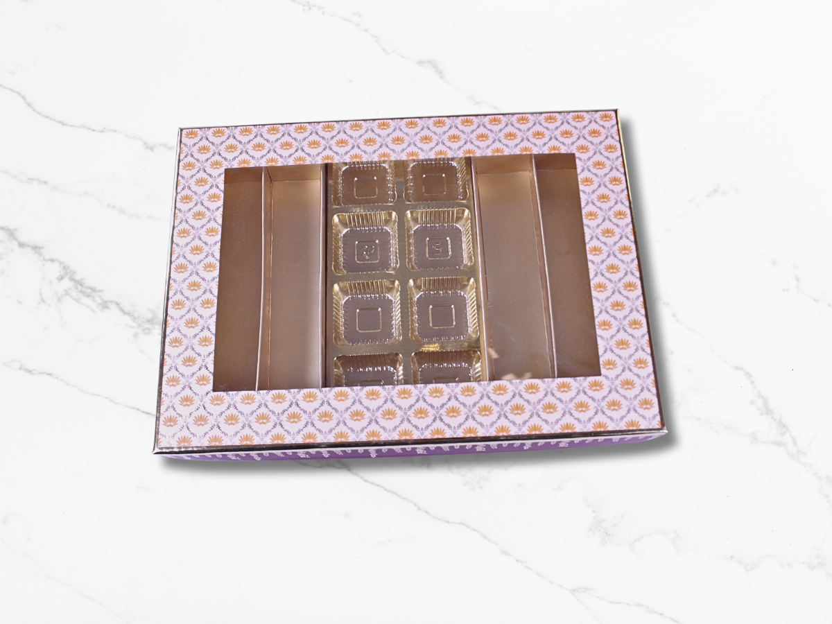 Royal Mix Hamper Box (Window) - Small