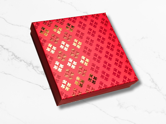 French for "Spark of Life" Tree of life (Covered) Sweet Box - 1/2 kg